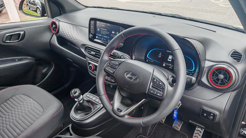 Used Hyundai i10 2023 for sale - 76241152: Photo 14