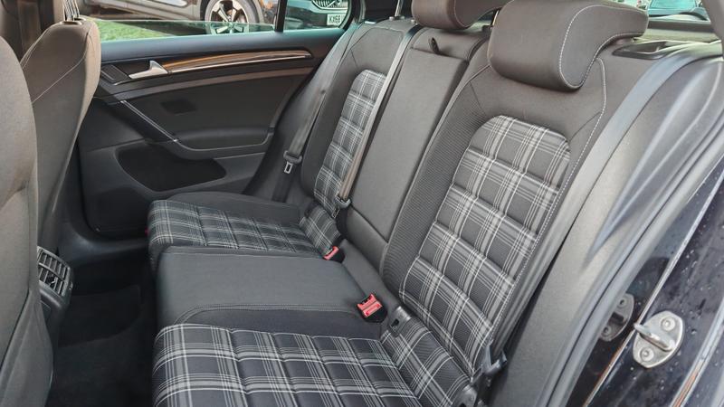 Used Volkswagen Golf 2015 for sale - 76653469: Photo 17