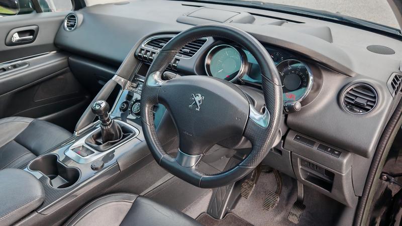 Used Peugeot 3008 2015 for sale - 77005996: Photo 11