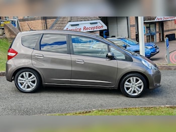 Used Honda Jazz 2013 for sale - 78320200: Photo