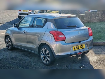 Used Suzuki Swift 2018 for sale - 77557143: Photo