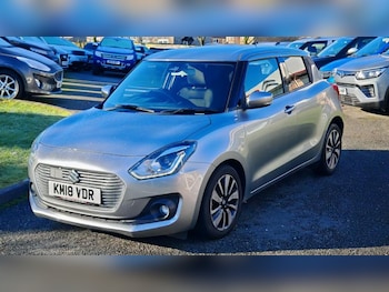 Used Suzuki Swift 2018 for sale - 77557143: Photo