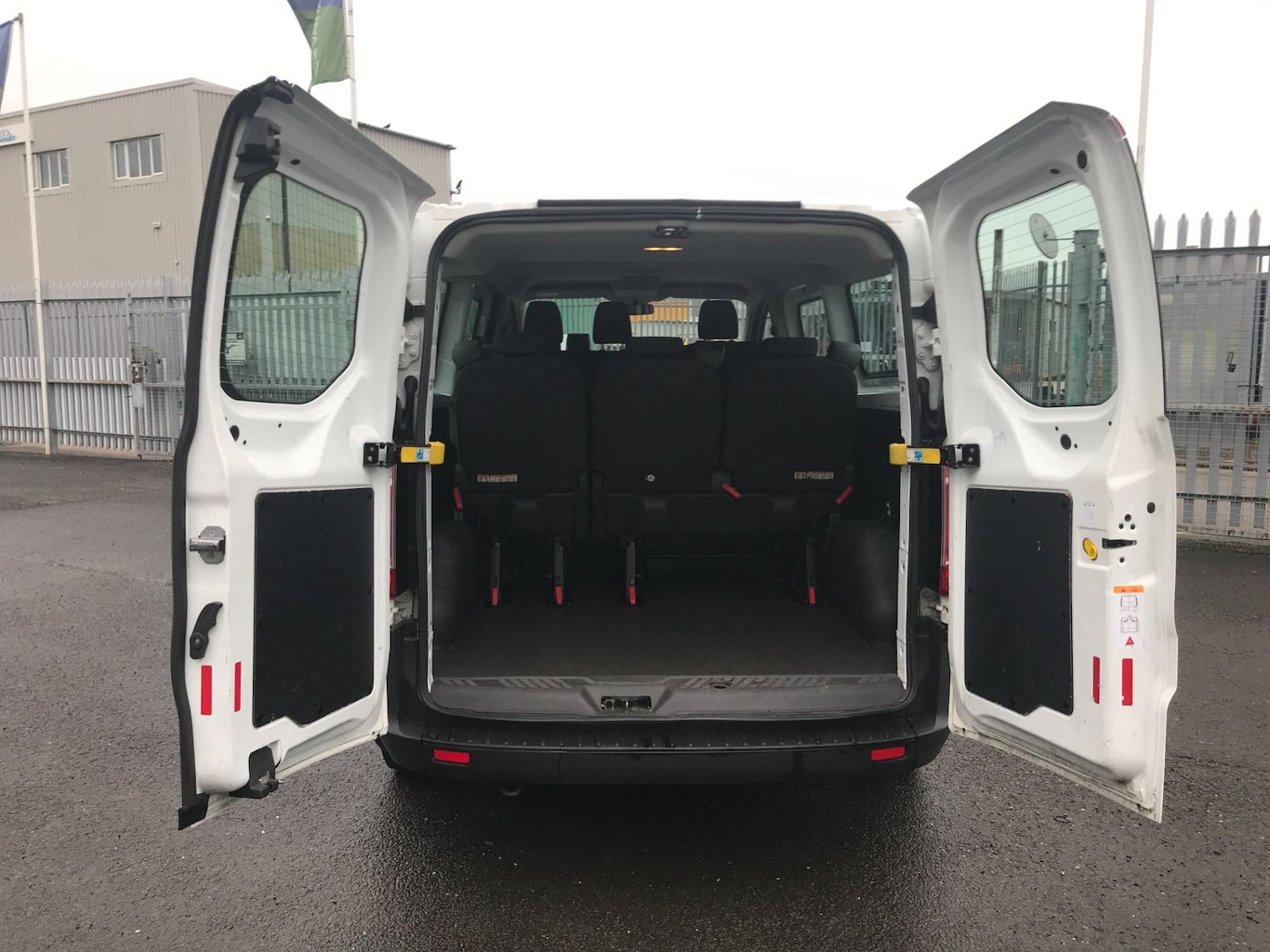 Used Ford Transit Custom 2017 for sale - 76949203: Photo 26