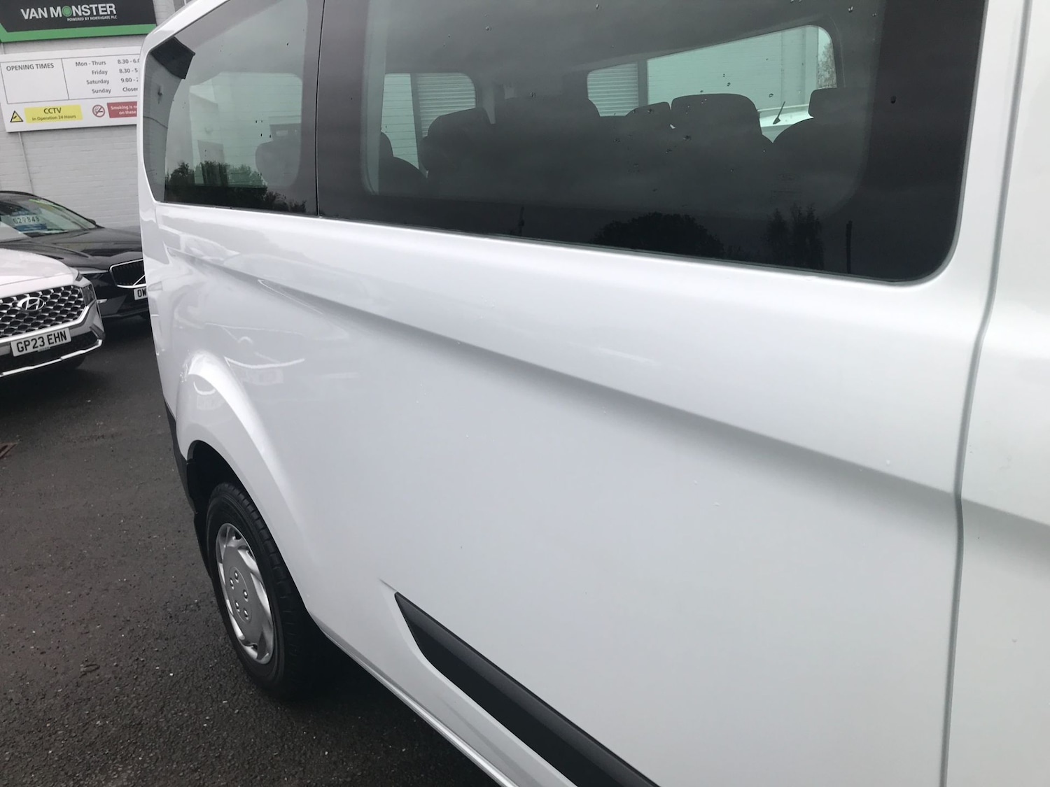 Used Ford Transit Custom 2017 for sale - 76949203: Photo 8