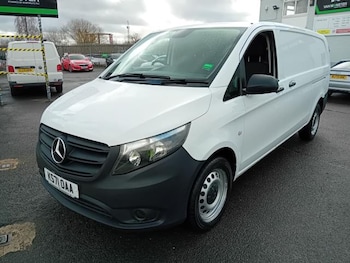 Used Mercedes-Benz Vito 2022 for sale - 77641508: Photo