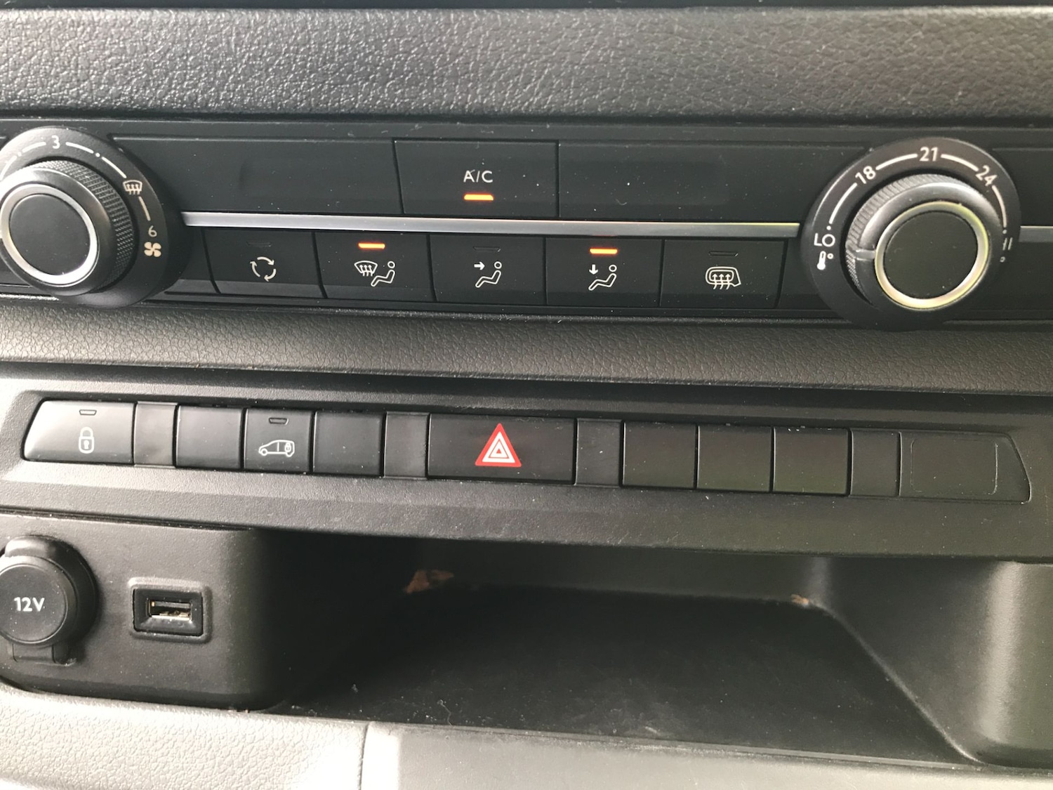 Vehicle 33