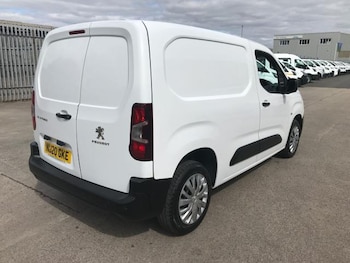 Used Peugeot Partner 2020 for sale - 75712997: Photo