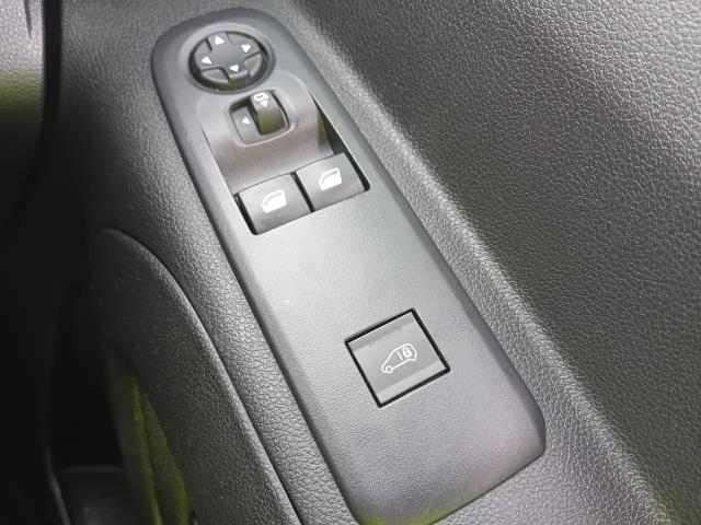 Used Peugeot Partner 2022 for sale - 77819850: Photo 37
