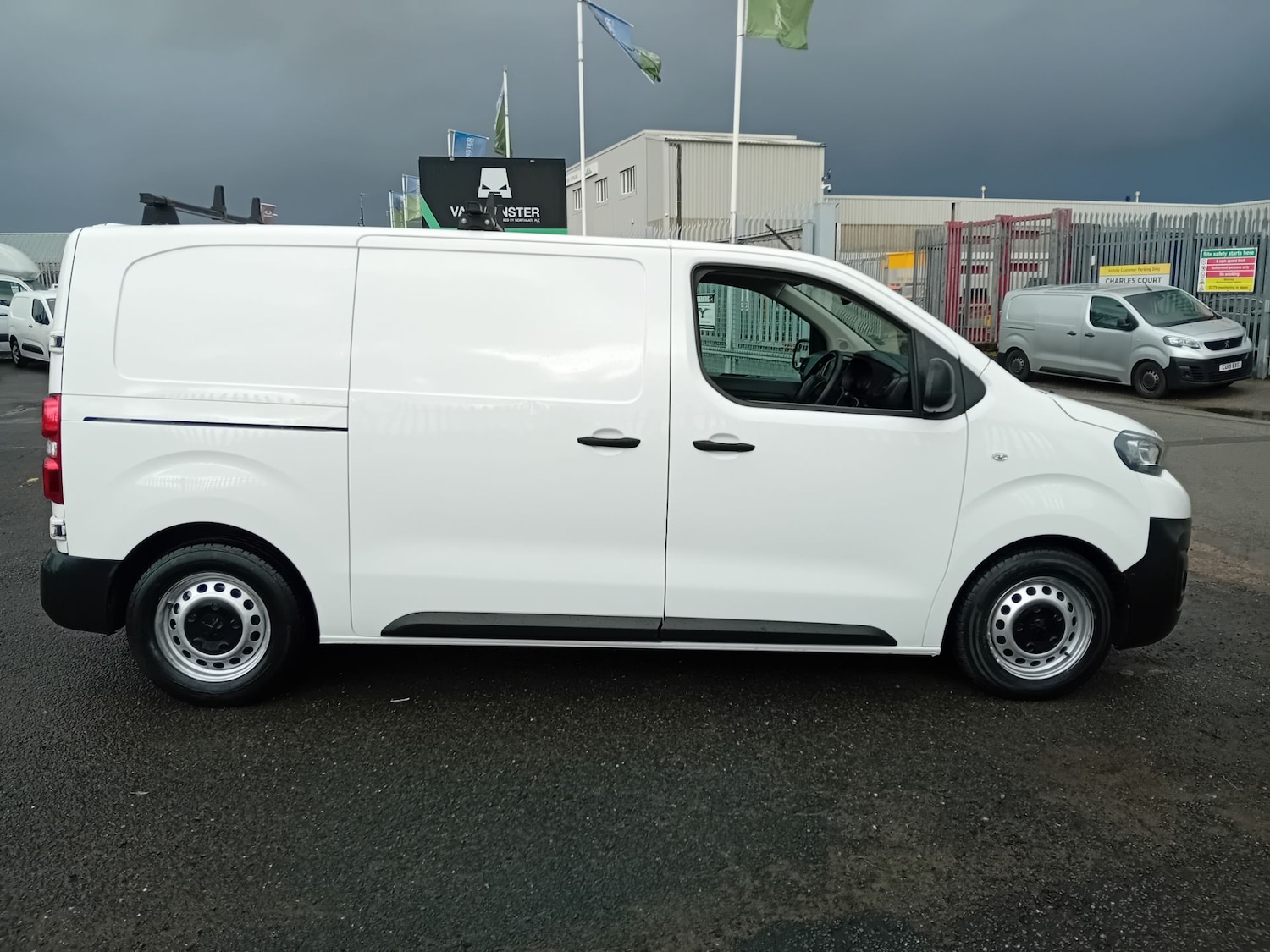 Used Peugeot Expert 2022 for sale - 77570758: Photo 6