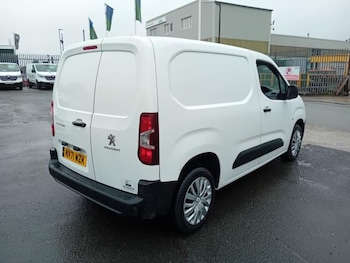 Used Peugeot Partner 2022 for sale - 79008497: Photo