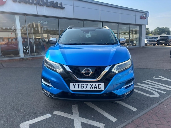 Used Nissan Qashqai 2017 for sale - 75578298: Photo 2