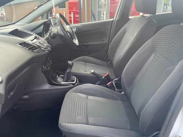 Used Ford Fiesta 2017 for sale - 75431216: Photo 17