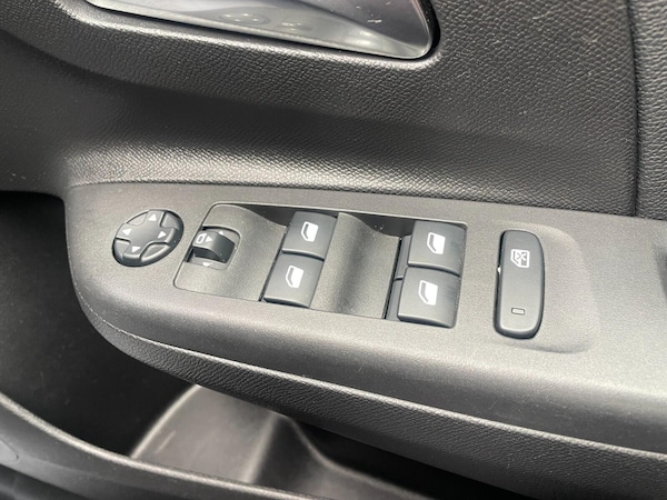 Used Vauxhall Corsa 2021 for sale - 76239955: Photo 30