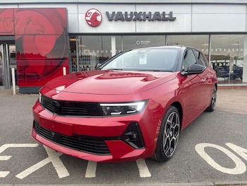 2025 (75) - Ultimate 1.2T 145PS MHEV Hybrid e-DCT6 Auto 5-Door