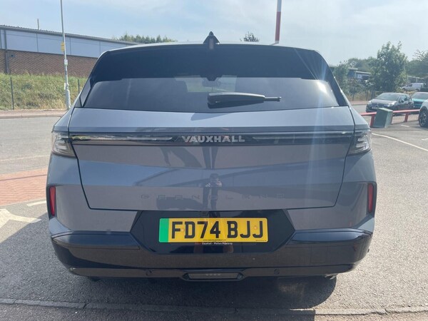 Used Vauxhall Grandland 2024 for sale - 75588231: Photo 4