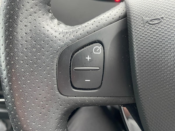 Used Renault Zoe for sale - 76270289: Photo 17