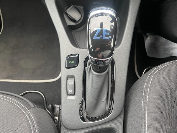 Used Renault Zoe for sale - 76270289: Photo 23