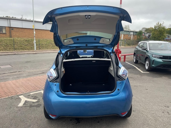 Used Renault Zoe for sale - 76270289: Photo 8