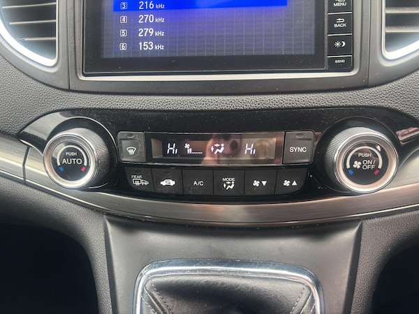 Used Honda CR-V 2015 for sale - 76151981: Photo 24