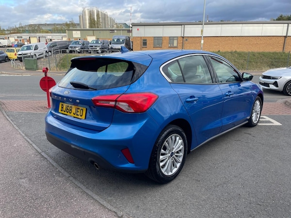 Used Ford Focus 2018 for sale - 75989766: Photo 5