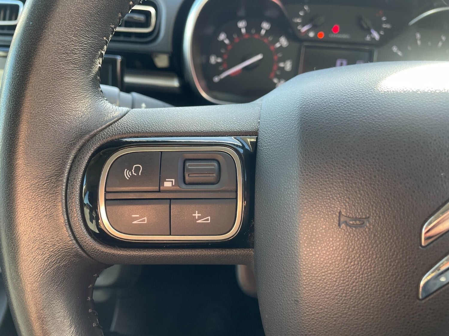 Used Citroen C3 2019 for sale - 76389178: Photo 25