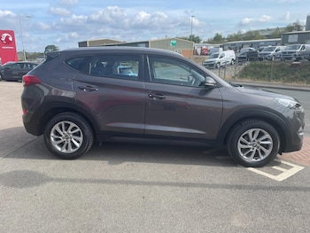 Used Hyundai TUCSON 2015 for sale - 75696250: Photo