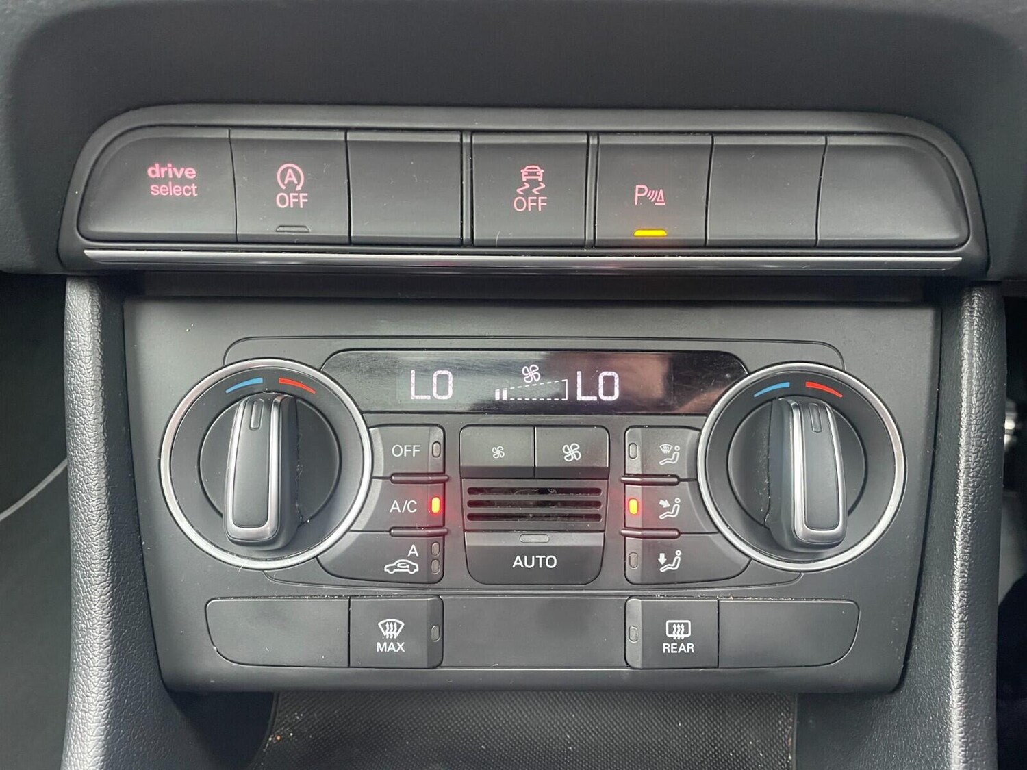 Used Audi Q3 2017 for sale - 76121922: Photo 27