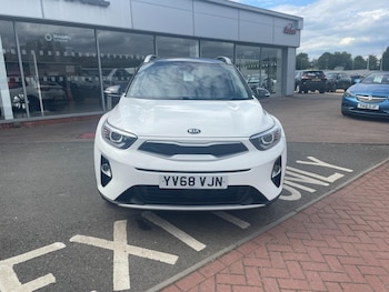 Used Kia Stonic 2019 for sale - 75406865: Photo