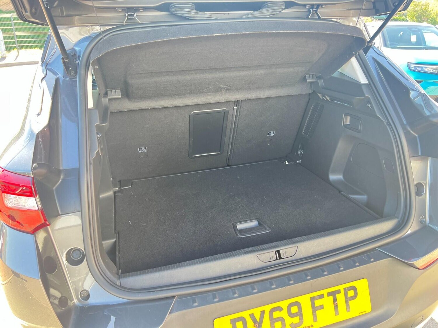 Vehicle 21