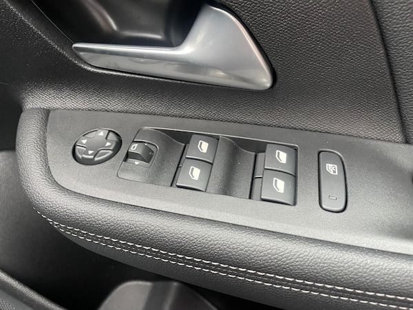 Used Vauxhall Mokka 2025 for sale - 76326960: Photo 31