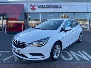 Vauxhall - Astra