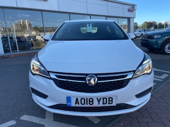 Used Vauxhall Astra 2018 for sale - 76084809: Photo 2