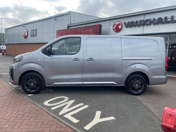 Used Vauxhall Vivaro 2025 for sale - 76226247: Photo 2