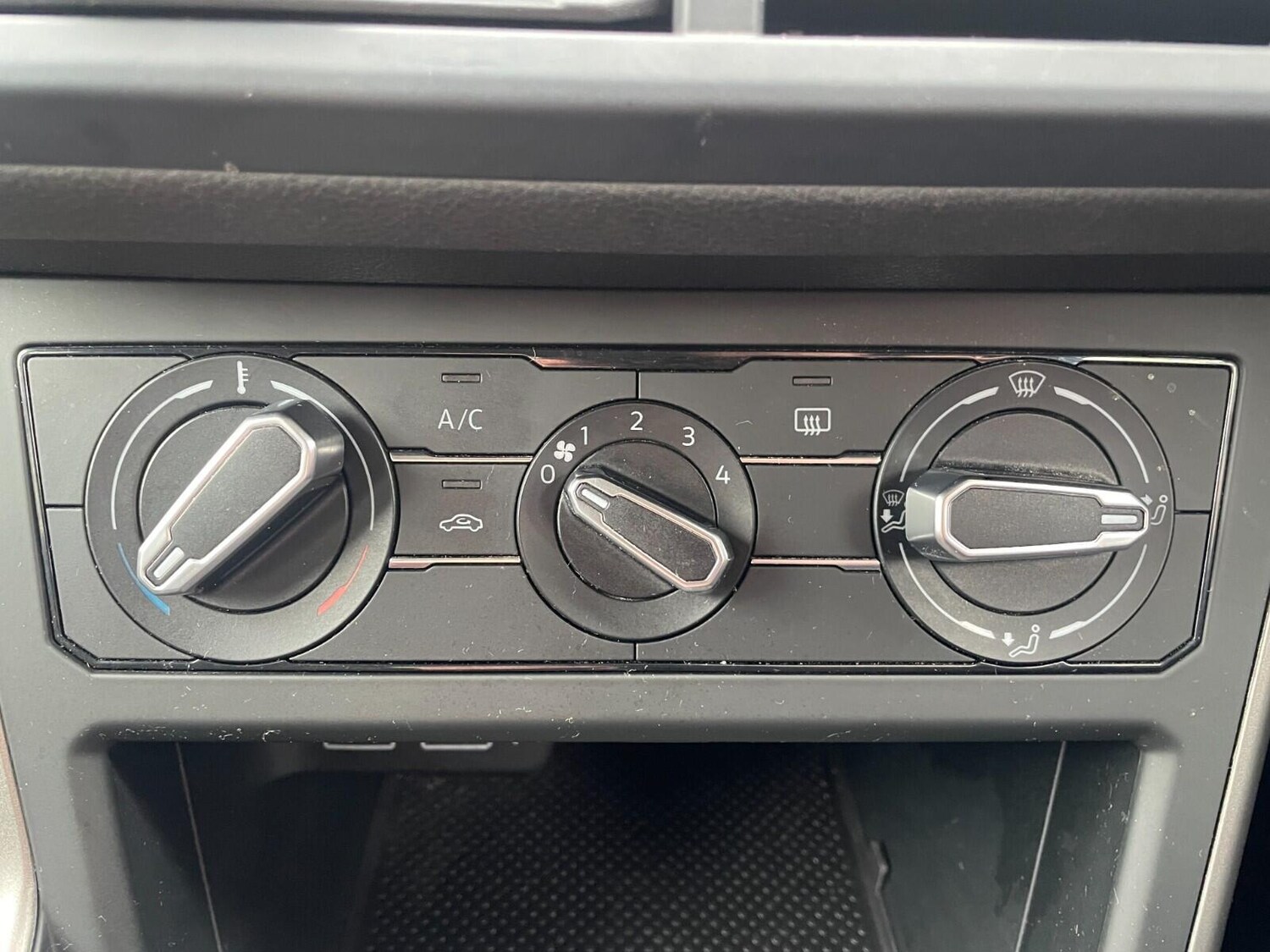 Used Volkswagen Polo 2020 for sale - 76121379: Photo 23