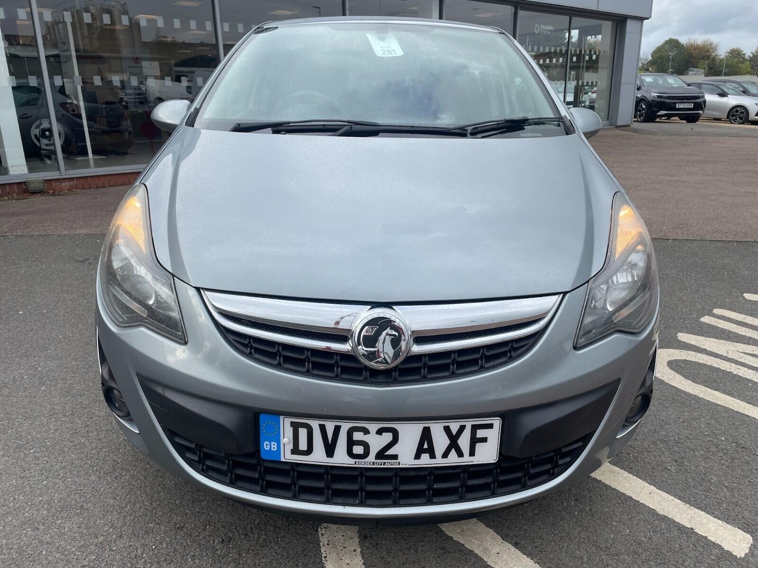Used Vauxhall Corsa 2012 for sale - 76349377: Photo 2