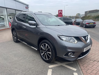 Used Nissan X-Trail 2016 for sale - 76325894: Photo