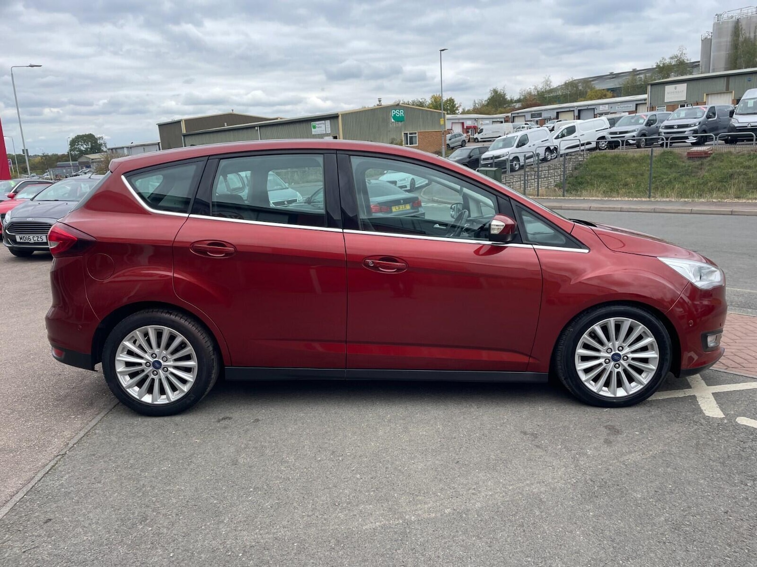 Used Ford C-Max 2016 for sale - 76084579: Photo 4