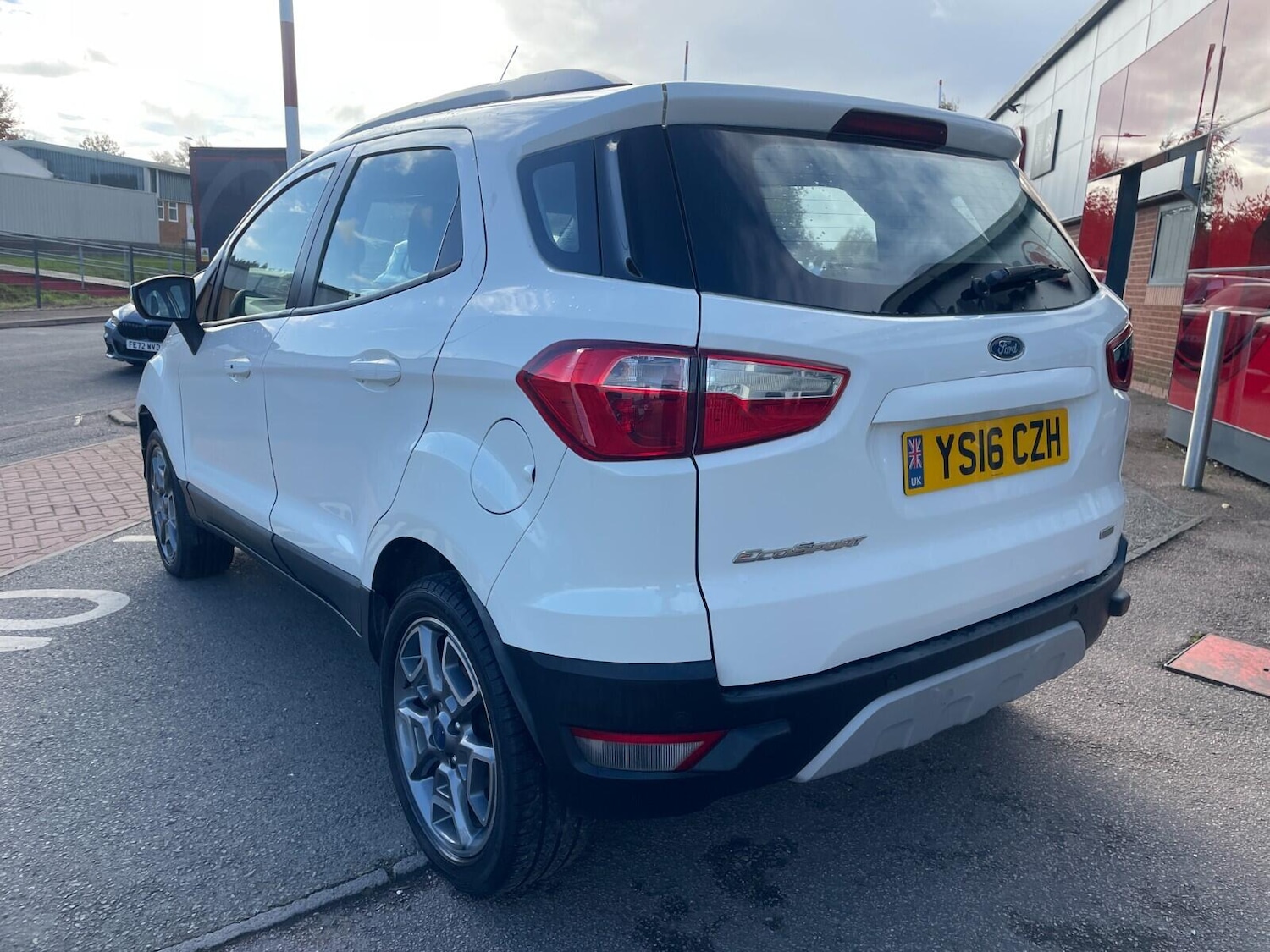 Used Ford Ecosport 2016 for sale - 76388451: Photo 3