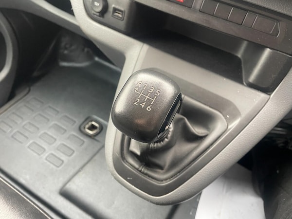 Used Vauxhall Vivaro 2019 for sale - 76259230: Photo 20