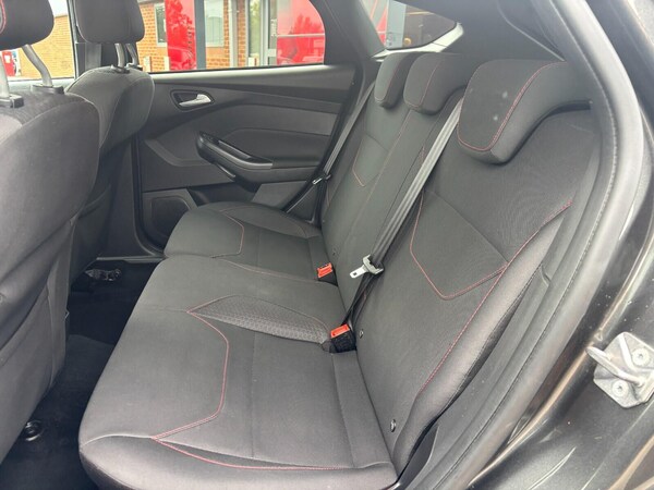 Used Ford Focus 2017 for sale - 76135903: Photo 10