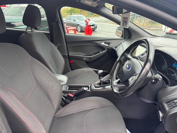 Used Ford Focus 2017 for sale - 76135903: Photo 16