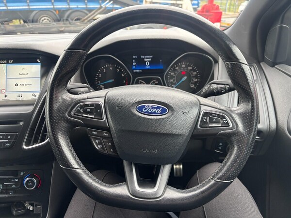 Used Ford Focus 2017 for sale - 76135903: Photo 17