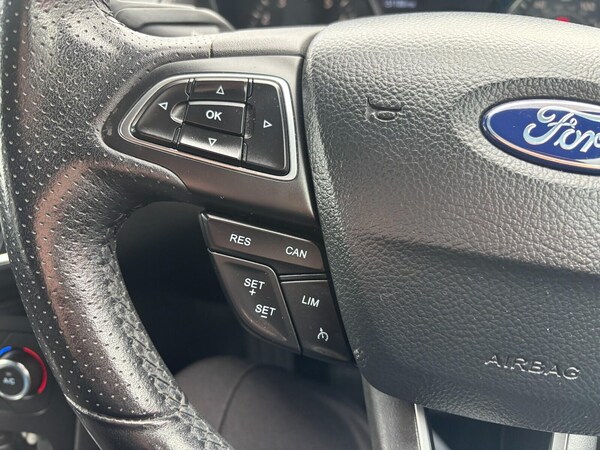 Used Ford Focus 2017 for sale - 76135903: Photo 22