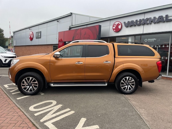 Used Nissan Navara 2017 for sale - 76122756: Photo 2