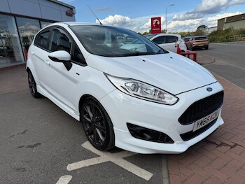 Used Ford Fiesta 2016 for sale - 75905285: Photo