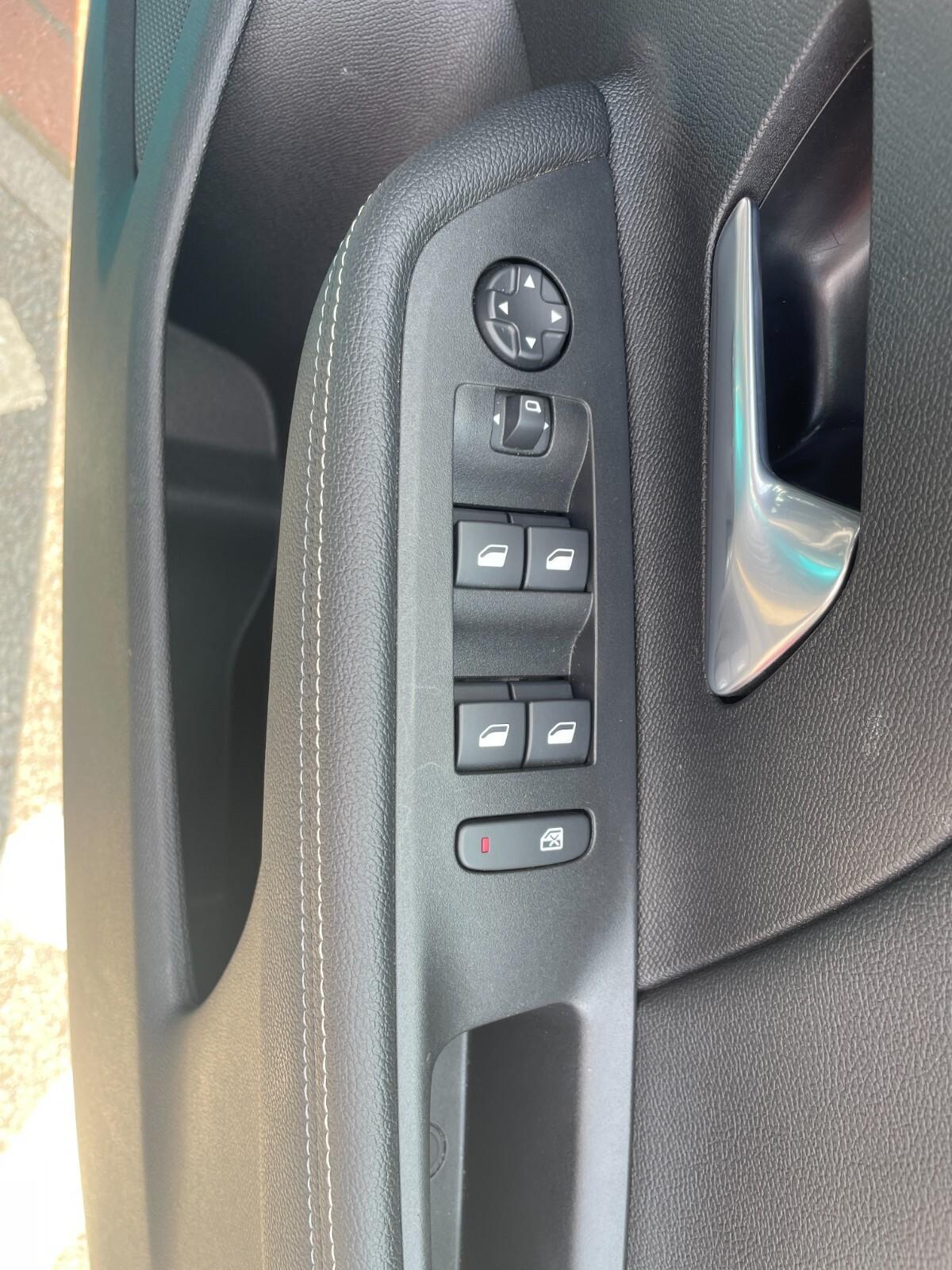 Vehicle 33