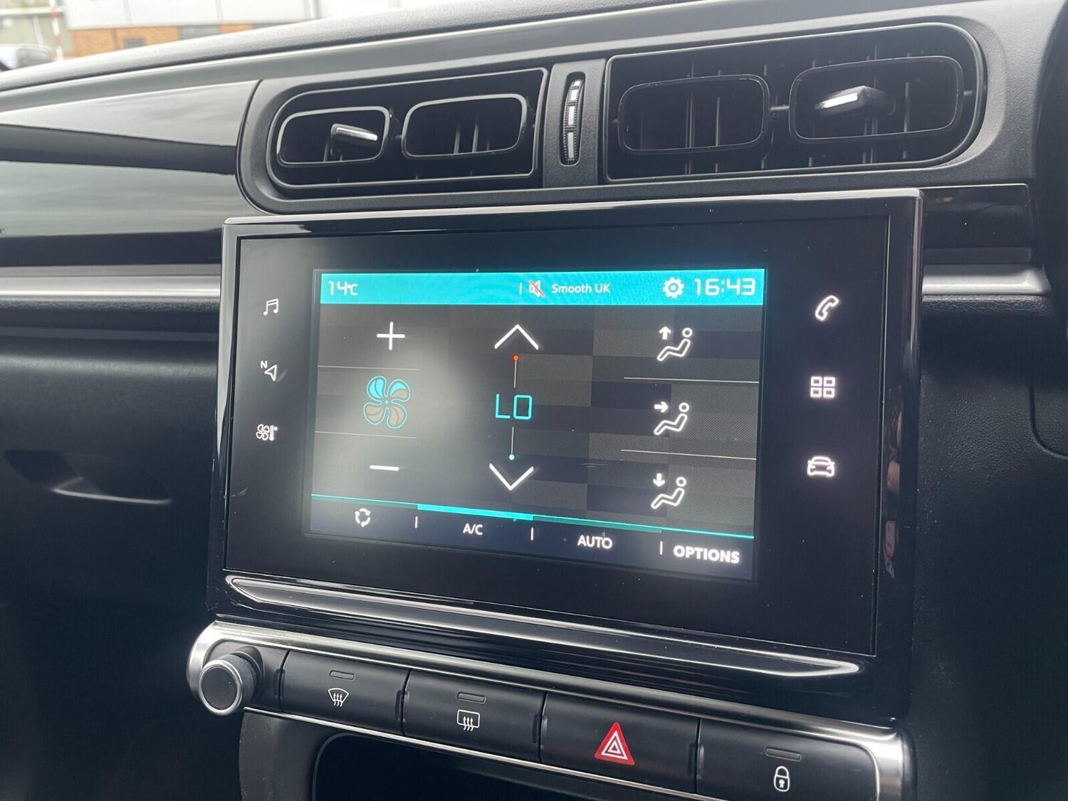 Used Citroen C3 2018 for sale - 76360621: Photo 24