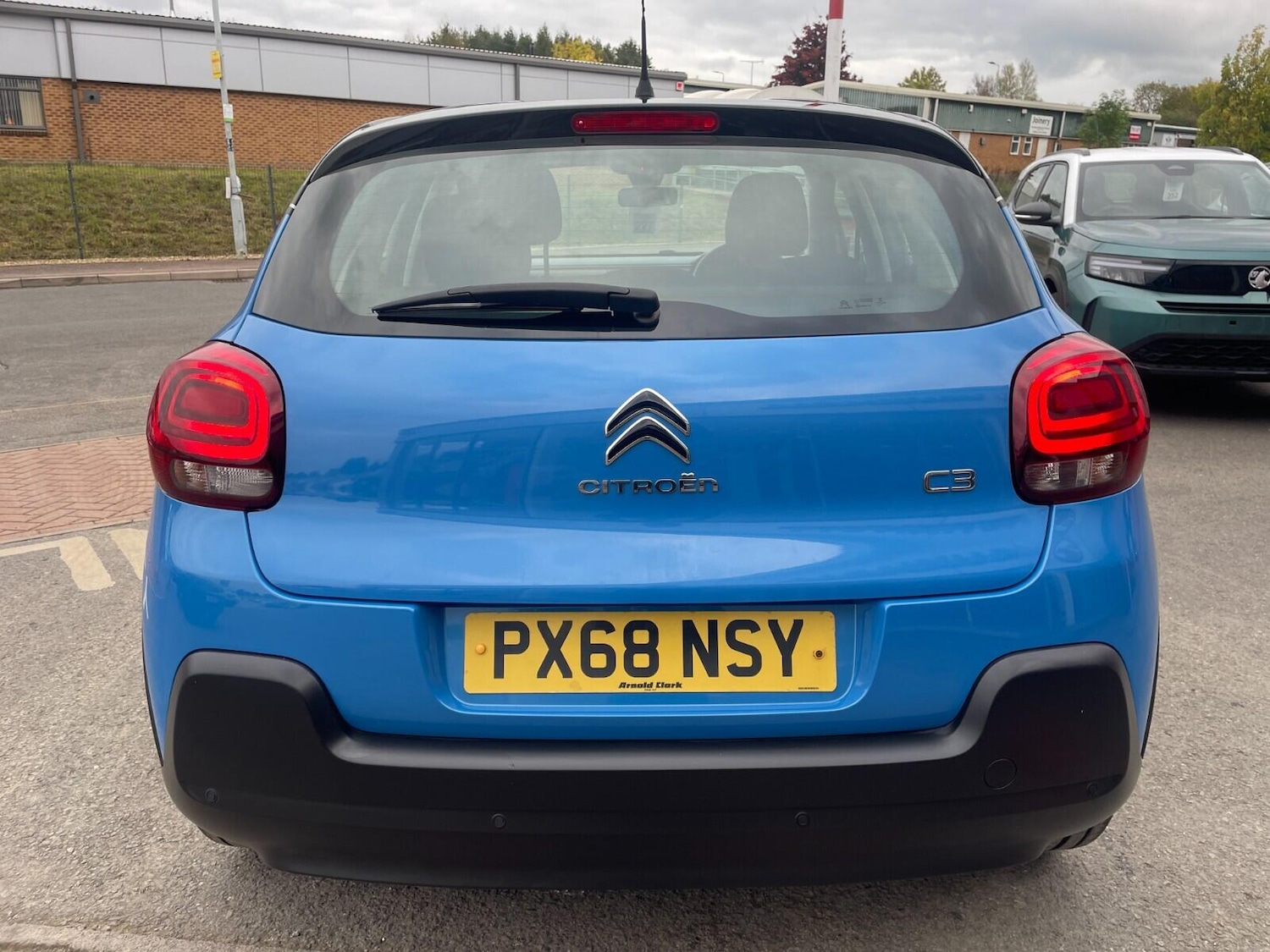 Used Citroen C3 2018 for sale - 76360621: Photo 4