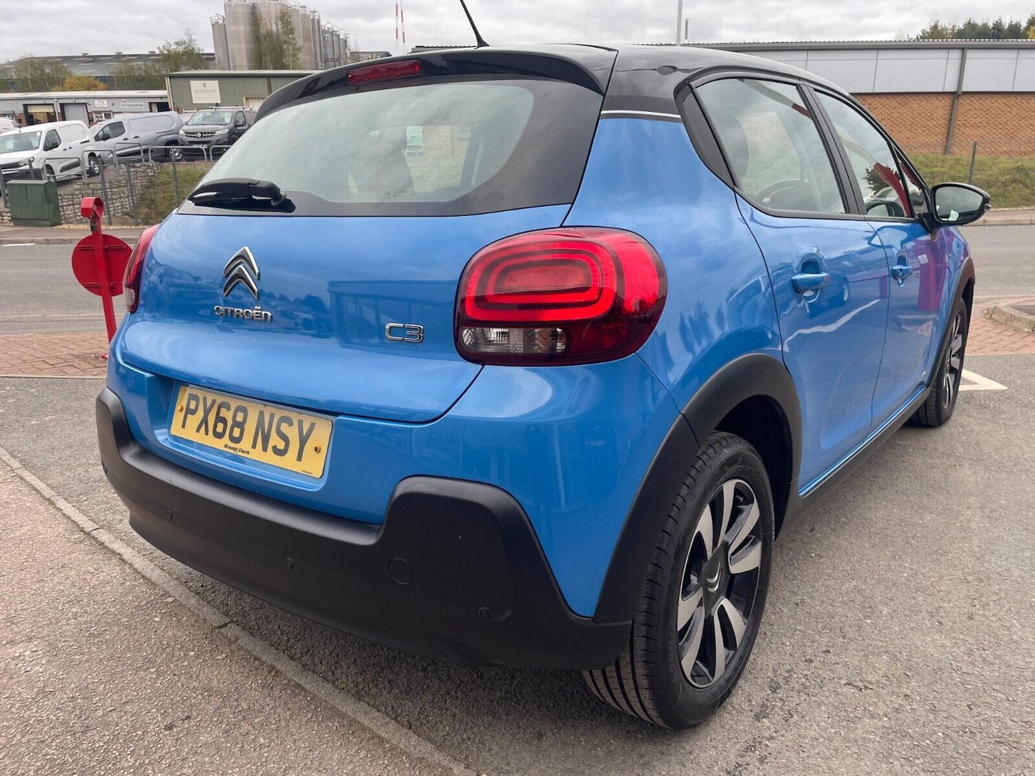 Used Citroen C3 2018 for sale - 76360621: Photo 5