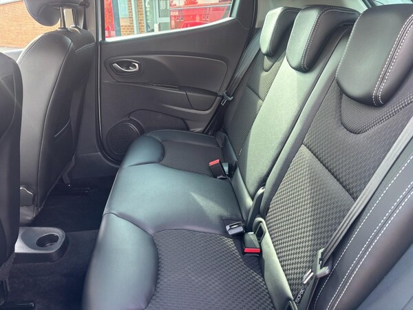 Used Renault Clio 2018 for sale - 76136498: Photo 12